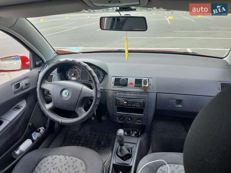 Хетчбек Skoda Fabia 2006 в Києві