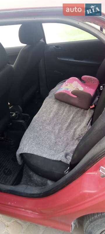 Хэтчбек Skoda Fabia 2007 в Мостиске
