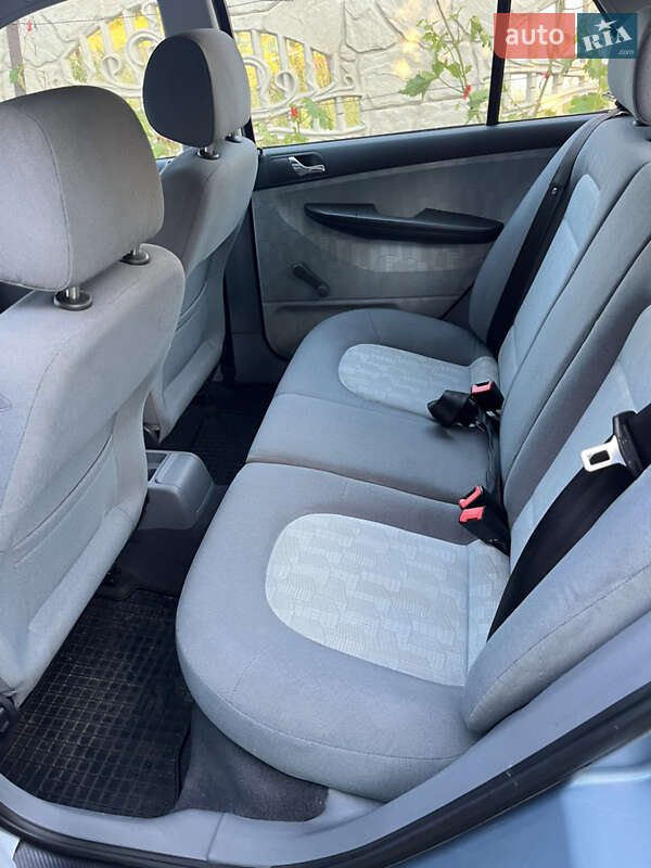Хэтчбек Skoda Fabia 2001 в Черновцах фото 7 Хэтчбек Skoda Fabia 2001 в Черновцах