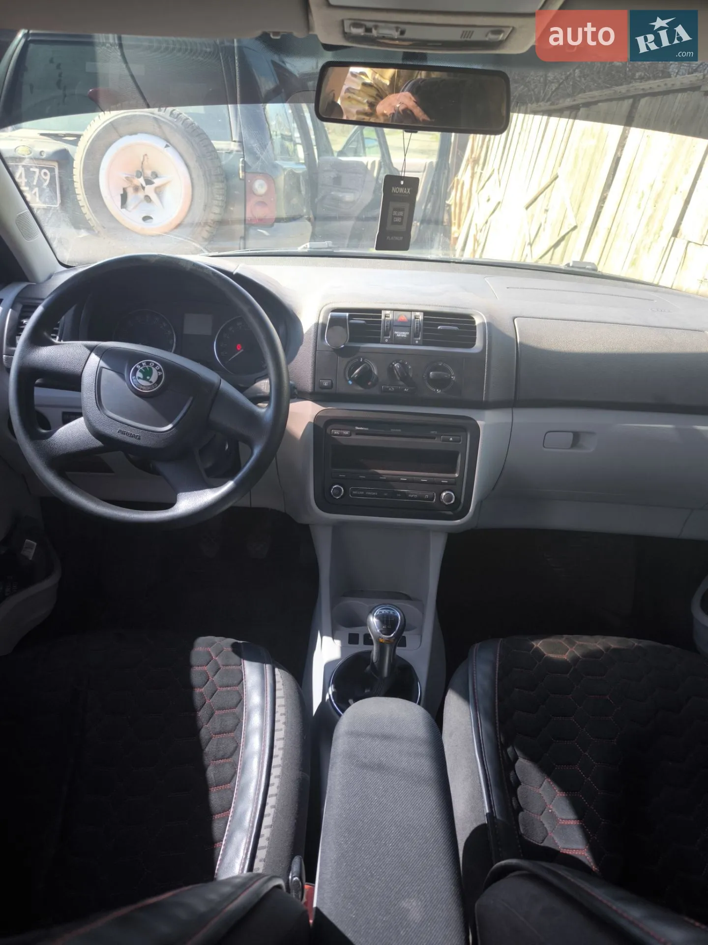 2011 Skoda Fabia - мініатюра 7