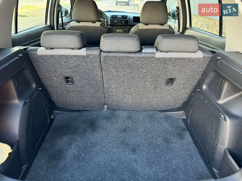 Хетчбек Skoda Fabia 2012 в Стрию