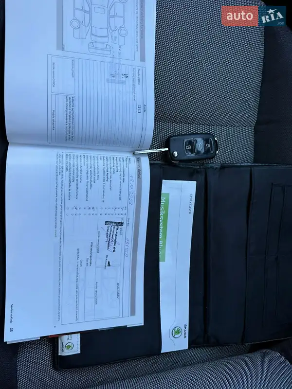 Хэтчбек Skoda Fabia 2012 в Стрые документ