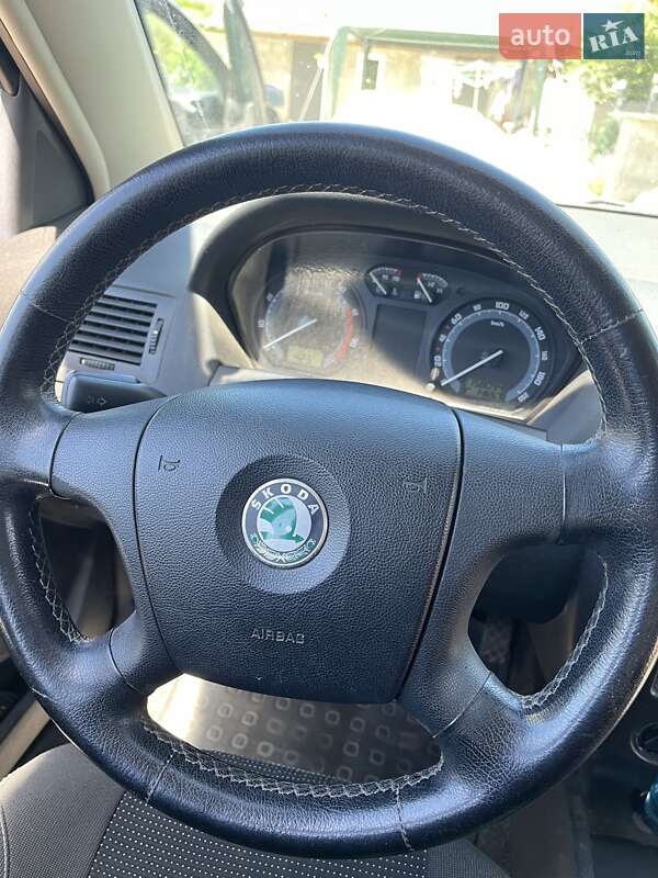 Хетчбек Skoda Fabia 2007 в Виноградові