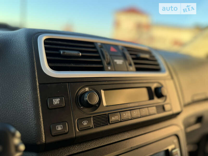 Хэтчбек Skoda Fabia 2008 в Луцке