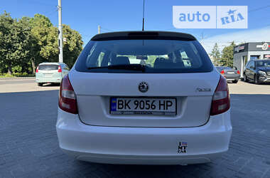 Універсал Skoda Fabia 2010 в Рівному