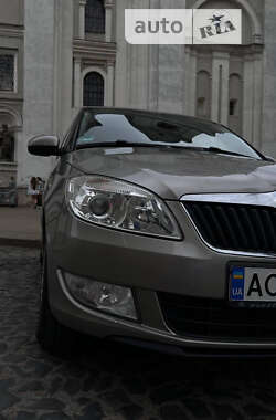 Універсал Skoda Fabia 2011 в Луцьку