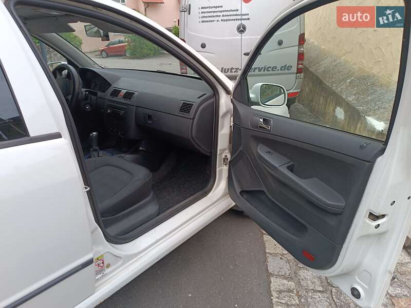 Универсал Skoda Fabia 2007 в Запорожье