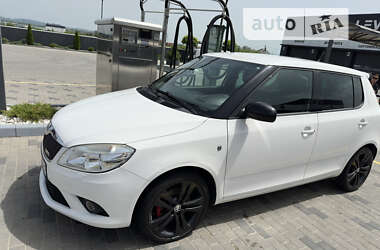 Хетчбек Skoda Fabia 2010 в Хусті