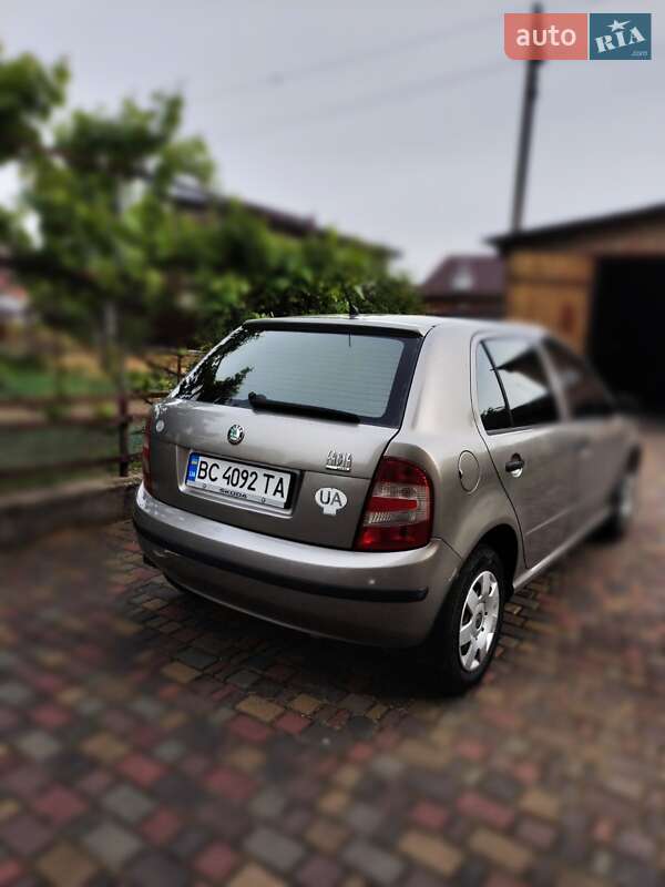 Хетчбек Skoda Fabia 2006 в Сокалі