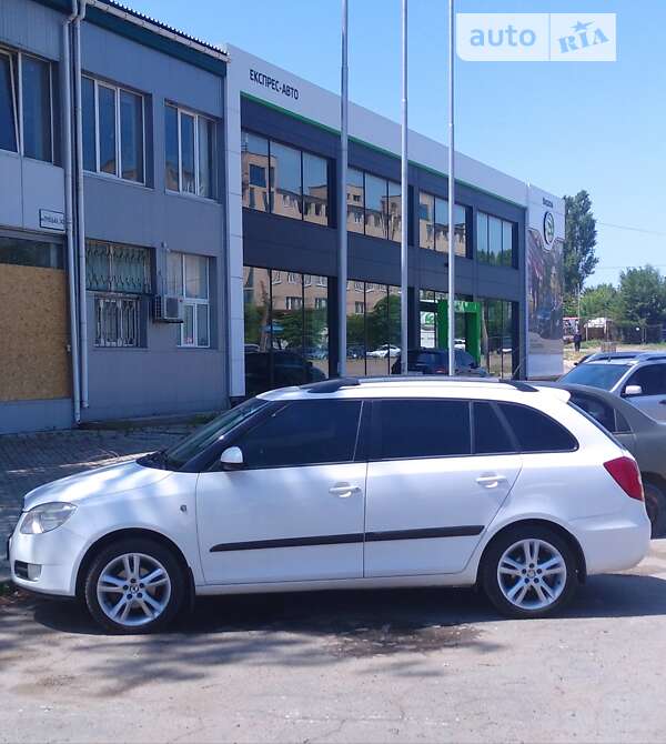 Універсал Skoda Fabia 2008 в Миколаєві