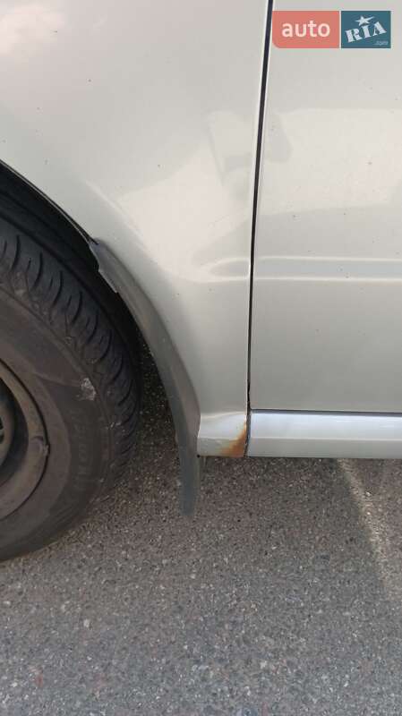 Седан Skoda Fabia 2006 в Києві