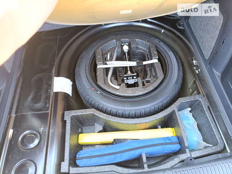 Універсал Skoda Fabia 2009 в Івано-Франківську фото 49 Універсал Skoda Fabia 2009 в Івано-Франківську