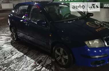 Хэтчбек Skoda Fabia 2004 в Виннице