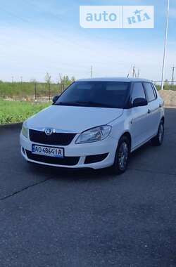 Хэтчбек Skoda Fabia 2013 в Виноградове