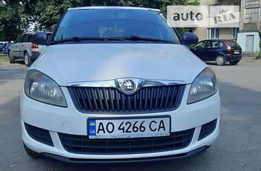 Хэтчбек Skoda Fabia 2014 в Ужгороде