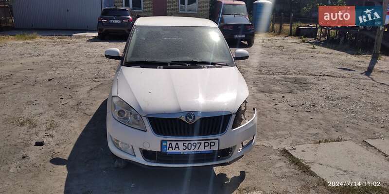 Хетчбек Skoda Fabia 2011 в Києві