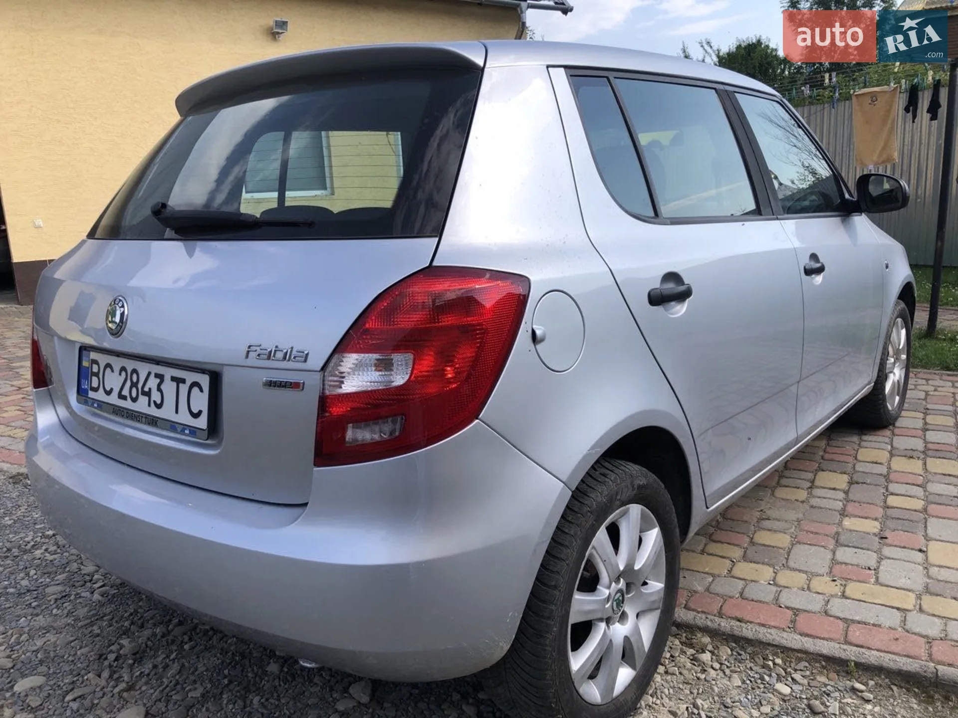 2012 Skoda Fabia - мініатюра 8