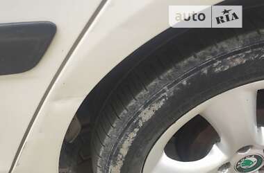 Хэтчбек Skoda Fabia 2009 в 