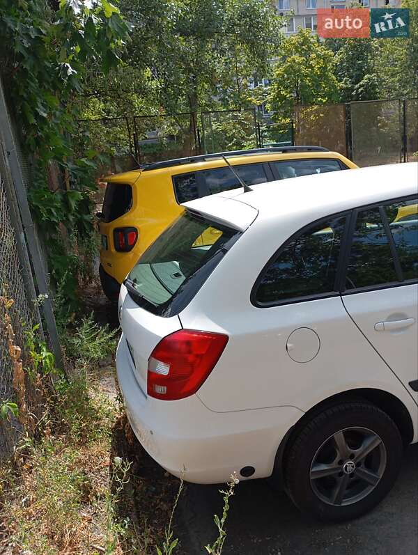 Універсал Skoda Fabia 2012 в Києві