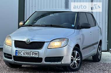 Хетчбек Skoda Fabia 2008 в Дрогобичі