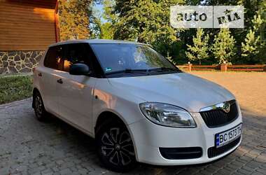 Хэтчбек Skoda Fabia 2009 в Самборе