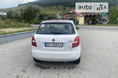 Хетчбек Skoda Fabia 2007 в Воловцю