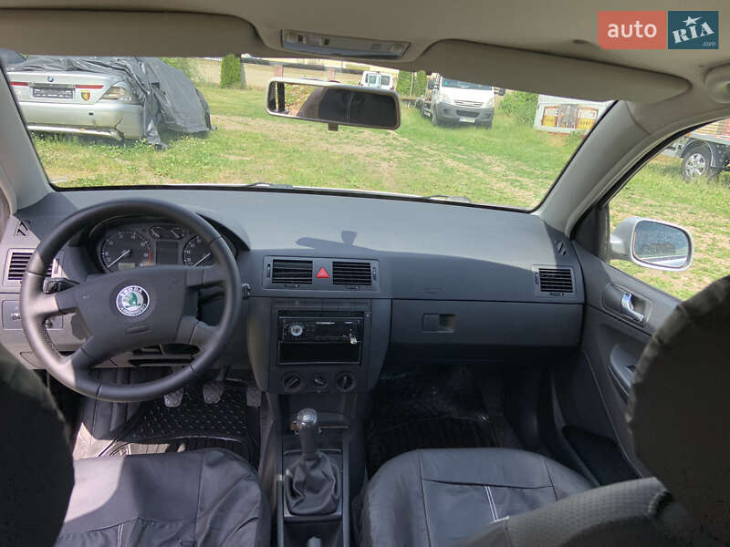 Універсал Skoda Fabia 2004 в Самборі