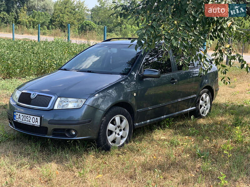 Універсал Skoda Fabia 2004 в Черкасах