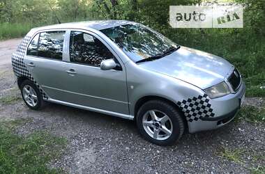 Хетчбек Skoda Fabia 2005 в Долині