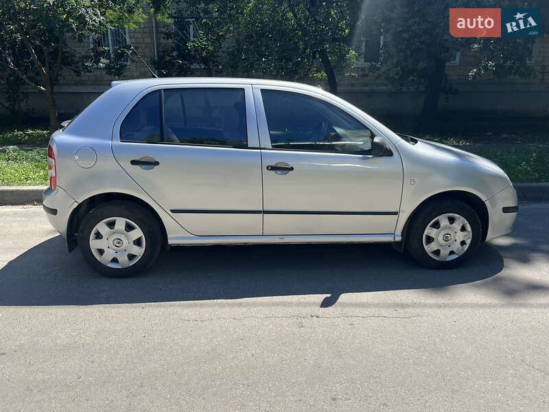 Хэтчбек Skoda Fabia 2005 в Харькове