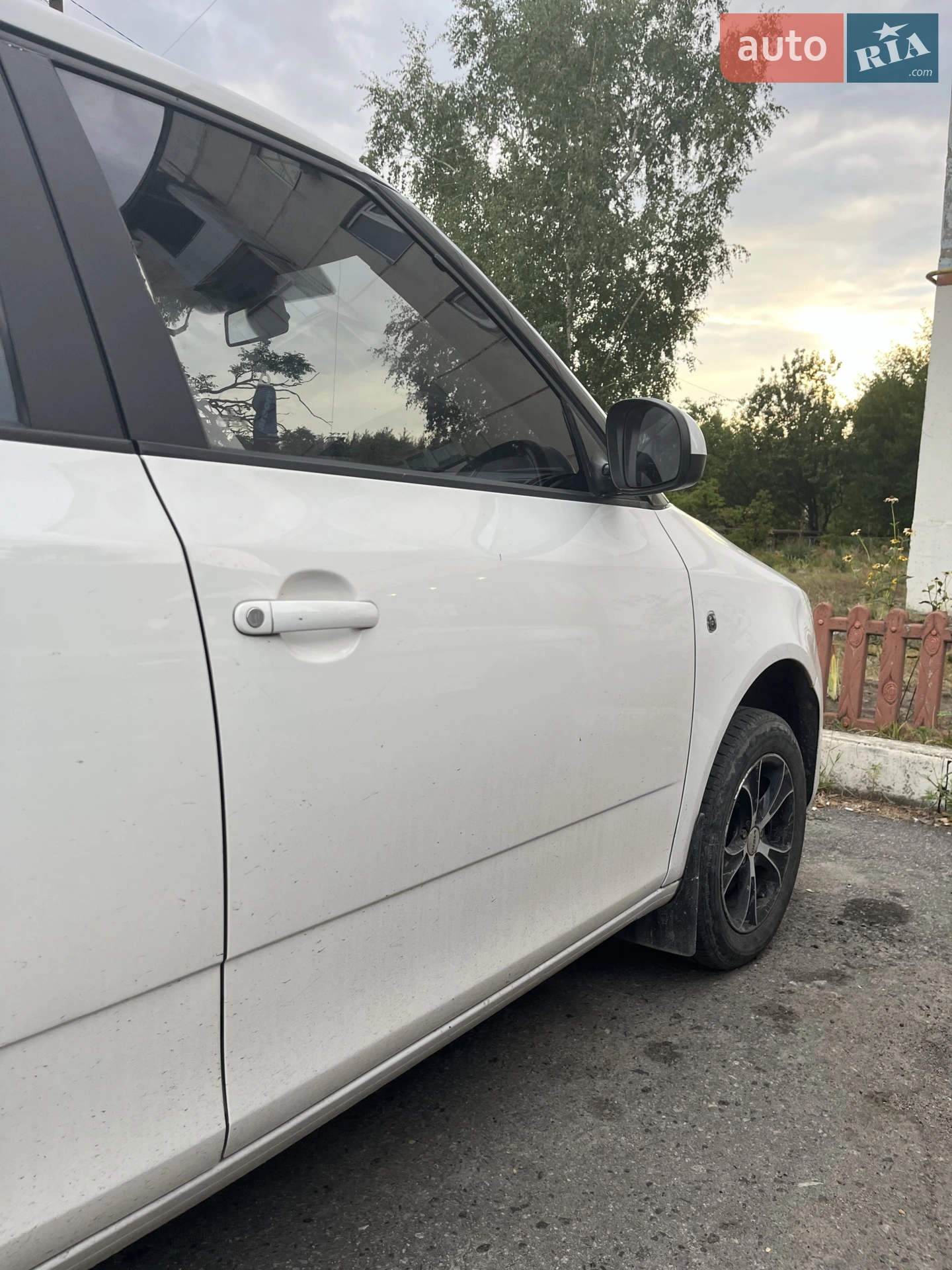 2012 Skoda Fabia - мініатюра 3