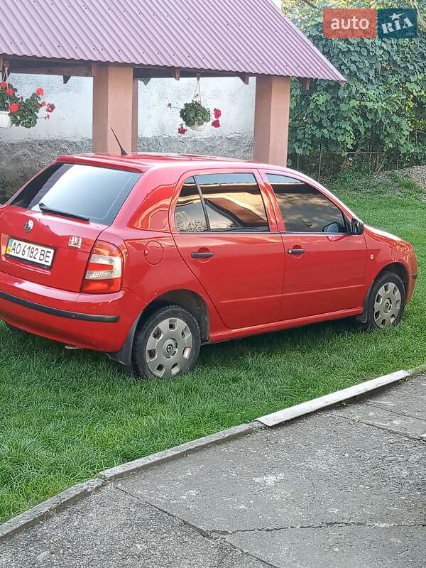 Хетчбек Skoda Fabia 2005 в Ужгороді