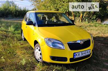 Хетчбек Skoda Fabia 2008 в Києві