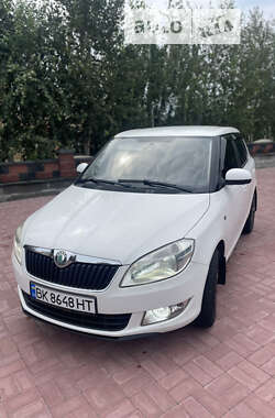 Хэтчбек Skoda Fabia 2011 в Ровно