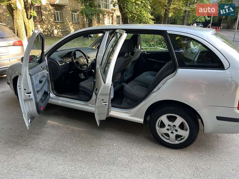 Універсал Skoda Fabia 2004 в Києві
