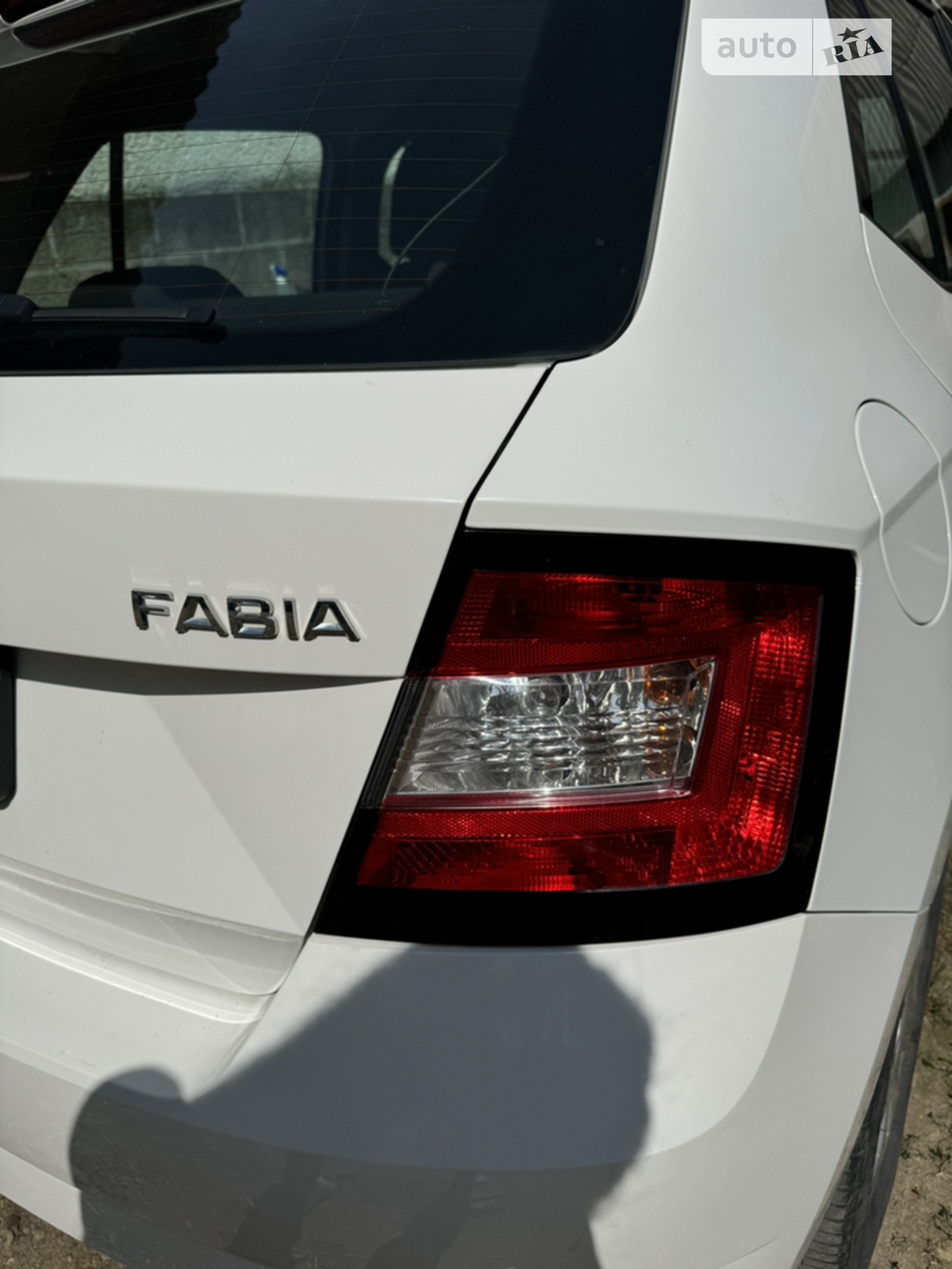 2017 Skoda Fabia - мініатюра 2