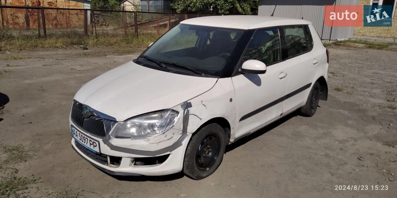 2012 Skoda Fabia - мініатюра 24