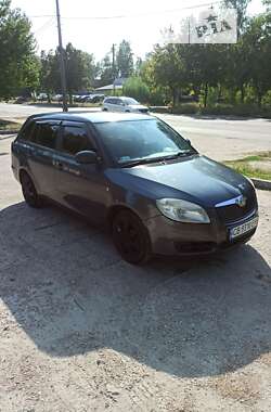 Универсал Skoda Fabia 2009 в Чернигове