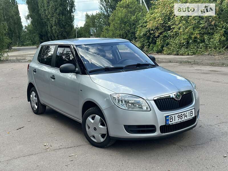 Хэтчбек Skoda Fabia 2008 в Лубнах