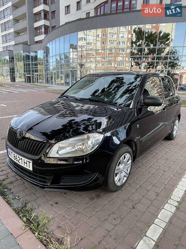 Хэтчбек Skoda Fabia 2010 в Ивано-Франковске