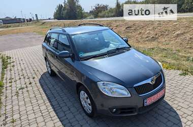 Универсал Skoda Fabia 2009 в Костополе