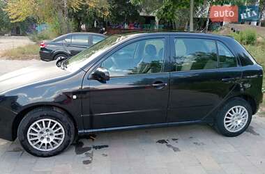 Хэтчбек Skoda Fabia 2006 в 