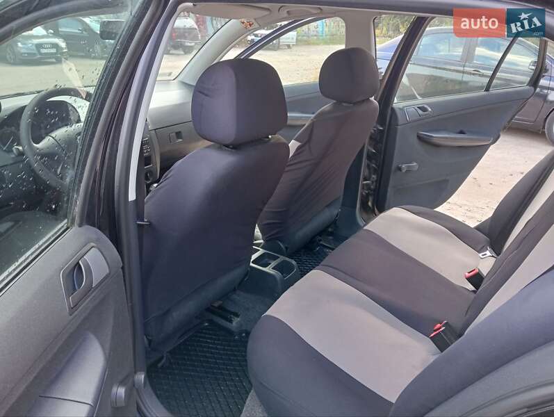 Хетчбек Skoda Fabia 2006 в Львові