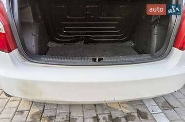 Хэтчбек Skoda Fabia 2009 в 