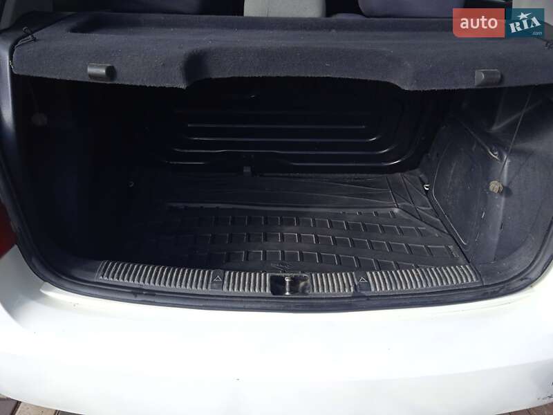 Хэтчбек Skoda Fabia 2008 в Одессе