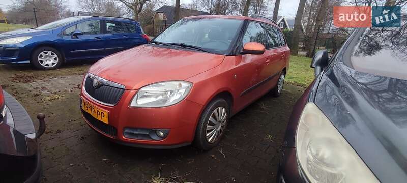 Универсал Skoda Fabia 2008 в Киеве