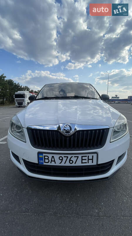 Хэтчбек Skoda Fabia 2014 в Кропивницком фото 11 Хэтчбек Skoda Fabia 2014 в Кропивницком