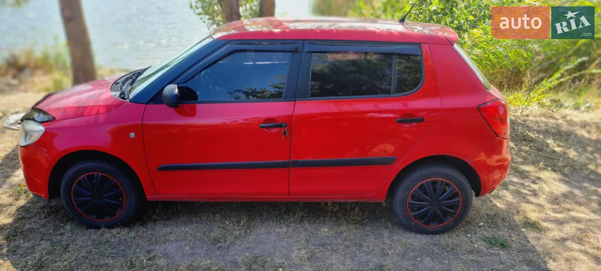 2010 Skoda Fabia - мініатюра 3