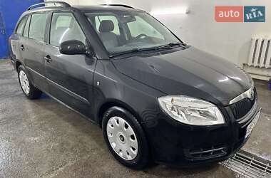 Универсал Skoda Fabia 2010 в Тульчине