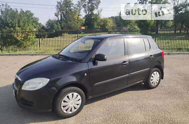 Хетчбек Skoda Fabia 2008 в Дніпрі